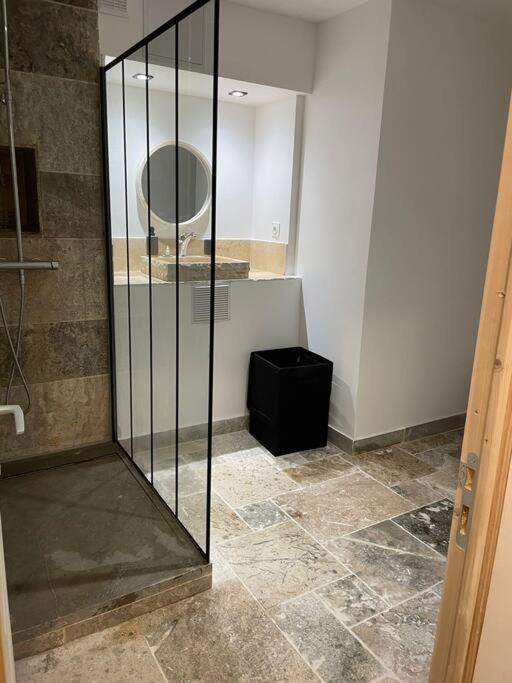 Apartament 2Min Gare, Cosy, Work Fun Bellegarde-sur-Valserine Zewnętrze zdjęcie